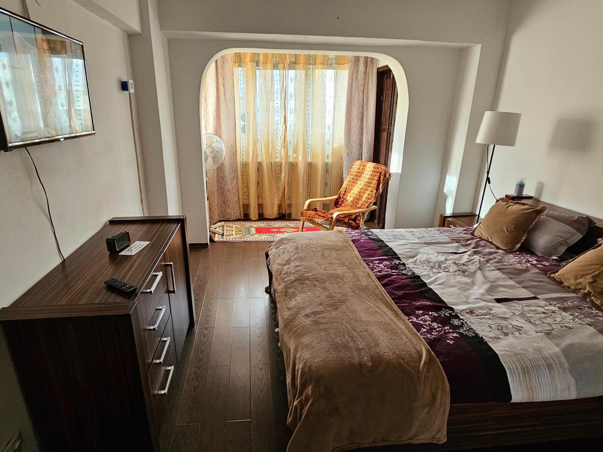 Garii Studio Braila Luaran gambar